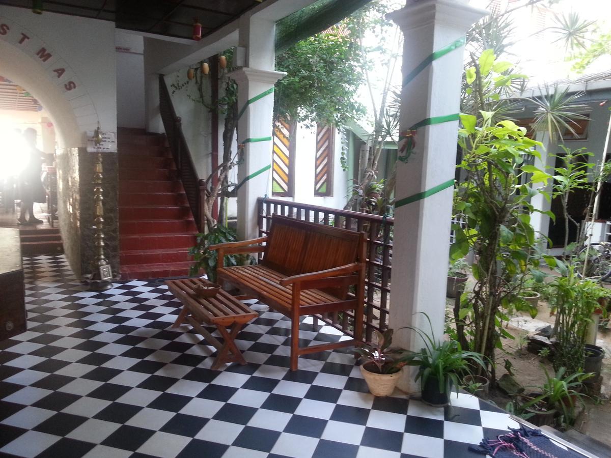 Dephani Beach Hotel Negombo Exterior foto